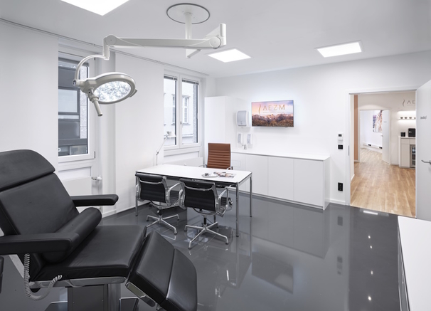 Praxis für Plastische & Ästhetische Chirurgie München, Dr. med. Anian Simon Künlen