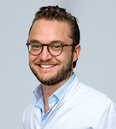 Dr. med. Anian Simon Künlen, Facharzt für Plastische und Ästhetische Chirurgie in München